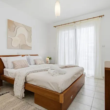 Casa Azure Kissonerga