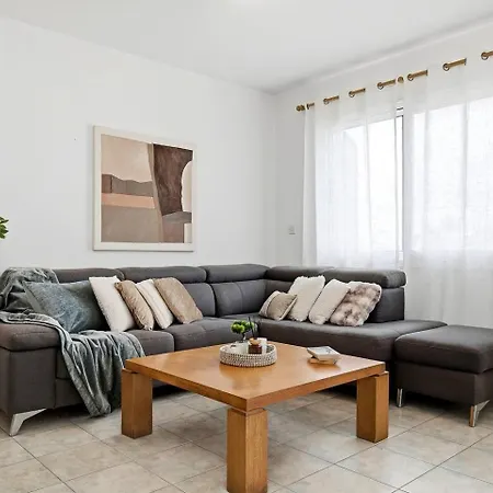 Casa Azure * Kissonerga