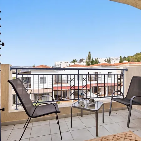 Casa Azure Kissonerga