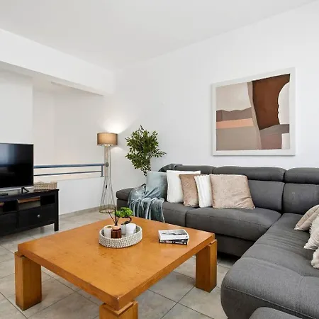 Casa Azure * Kissonerga